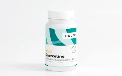 Flacon de quercétine, un complément alimentaire pour le bien-être de l'intestin.