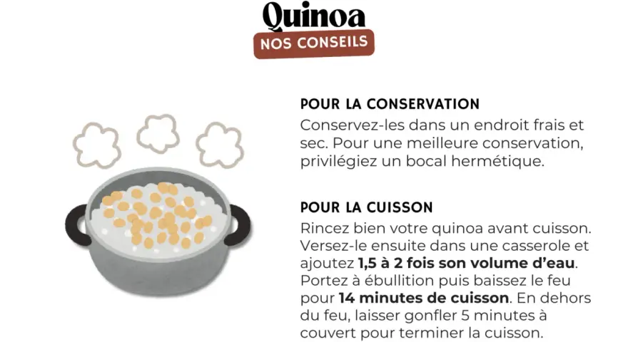 Une casserole de quinoa cuit, avec des volutes de vapeur. Le germe de quinoa est prêt à être dégusté.